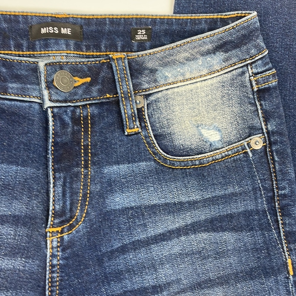 Miss Me Skinny Jeans - Picture 2 of 10